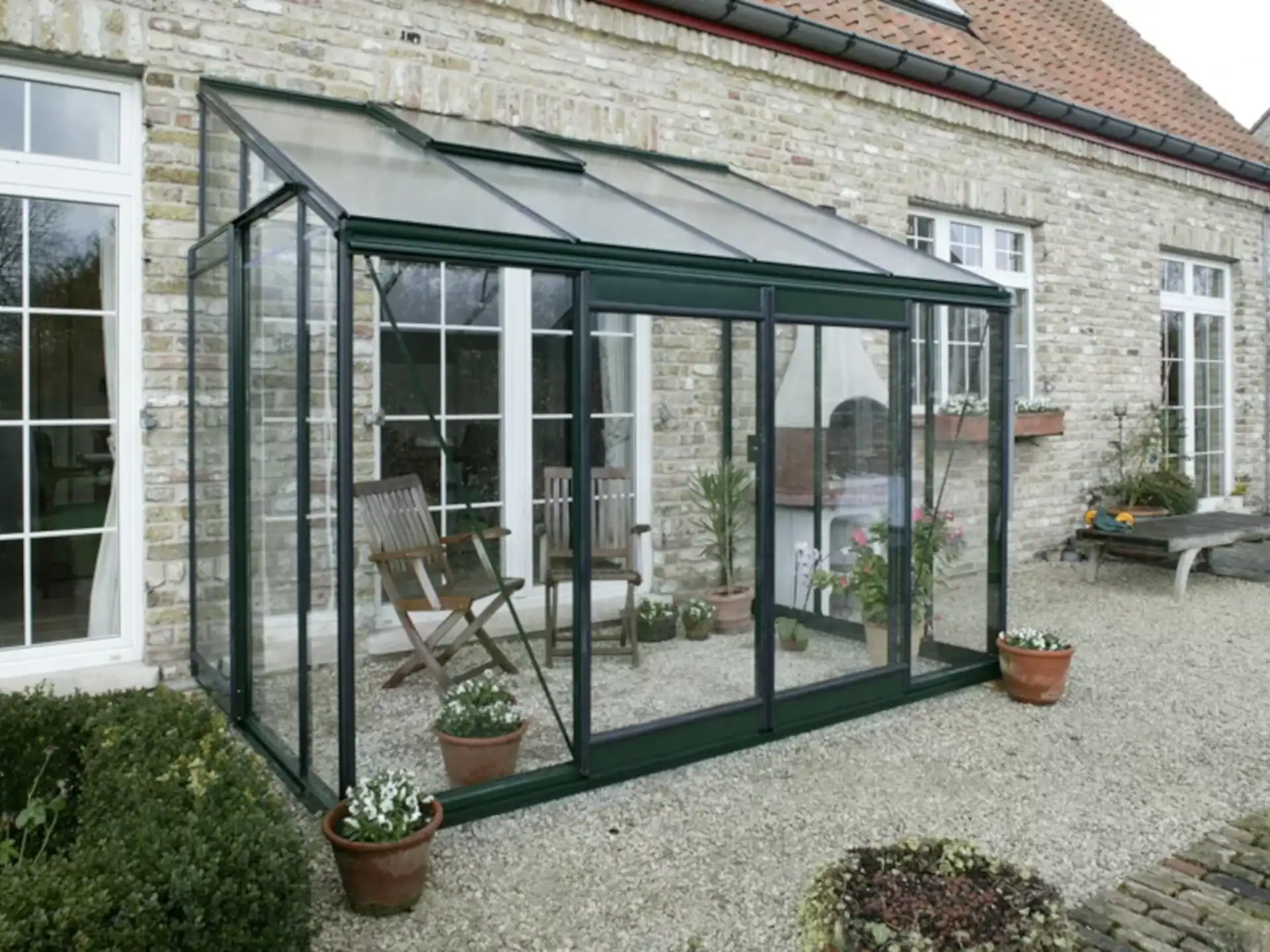 Seinaäärne seianakasvuhoone